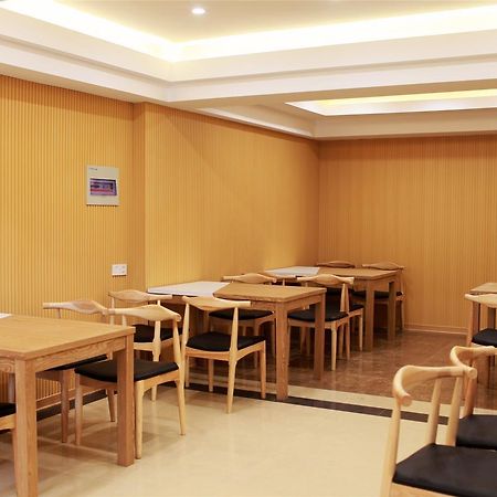 Greentree Inn Yiwu International Trade City Hotel ภายนอก รูปภาพ